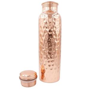 Bouteille d'eau en cuivre brillant, finition martelée à la main, gourde de voyage portable, style vintage avec couvercle - Product Image 1