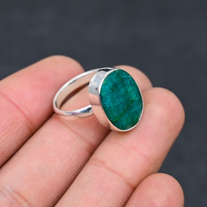 Gorgeous Hot Selling Faceted Green <b>Emerald</b> <b>Ring</b> Handmade 925 Sterling <b>Silver</b> Plated Oval Luxury Premium Grade Vintage Jewelry - Product Image 2