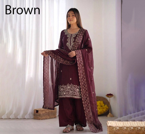 Ensemble 3 pièces brodé et imprimé en soie pour femme, idéal pour le bureau, les mariages et les fêtes, avec Kurta, Sharara et Dupatta – Prix de gros - Product Image 1