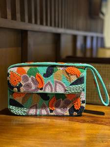 กระเป๋าถือทรงสี่เหลี่ยมประดับลูกปัดลายดอกไม้ งานฝีมือปักลายผ้า - Product Image 1