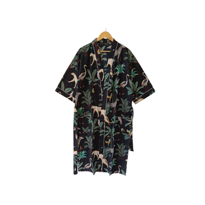 Kimono de Algodón con Estampado Floral Negro, Cuello en V, Ropa de Dormir Larga con Cordón Ajustable, Hecho a Mano, Ropa de Estar de Lujo para Mujer, Maria Garments - Product Image 1