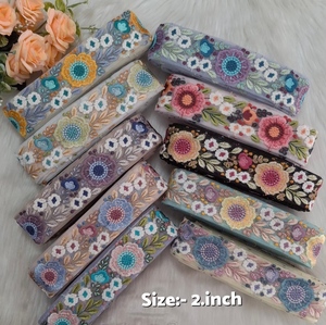 Bordure décorative en dentelle brodée de fleurs à paillettes multicolores, écologique, 2 pouces, pour vêtements, artisanat et décoration - Product Image 4