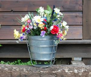 Cubo Metálico Multiusos para Limpieza, Jardinería y Almacenamiento - Product Image 2