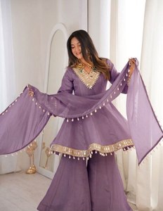 Conjunto de traje étnico de chinon suave al por mayor con bordado de espejo, pantalón palazzo acampanado y dupatta de diseñador para exportación - Product Image 3