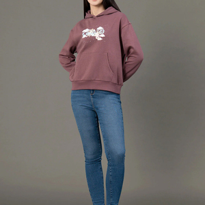 เสื้อฮู้ดผู้หญิงคุณภาพสูง ดีไซน์ทันสมัย สั่งทำได้ ผ้าฝ้าย 100% พิมพ์ลายดิจิทัล ลายตัวอักษร มีกระเป๋าหน้า สวมใส่สบายๆ สำหรับฤดูใบไม้ร่วง - Product Image 3