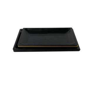 Bandeja Rectangular Negra de Plástico para Alimentos con Borde Rojo para Servir Sushi y Ensaladas, Material CPET - Product Image 5