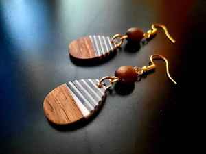 Handmade Wooden Teardrop Earrings With Striped <b>Resin</b> Inlay Gold Hook Dangle Jewelry For Women <b>Resin</b> <b>Crafts</b> - Product Image 1