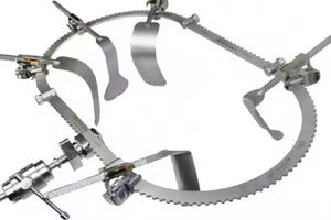 Kit d'opérations chirurgicales avancé à rétention automatique, instruments abdominaux réutilisables en acier inoxydable avec étui de protection - Product Image 6