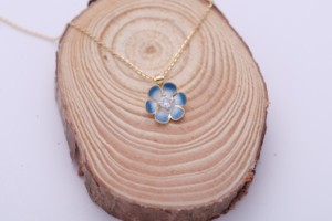 Collar con Colgante de Flor Azul, Tono Oro Amarillo/Rosa/Blanco de 9K, Pétalo Esmaltado, Dije Central con Flor Cultivada en Laboratorio, Joyería - Product Image 4