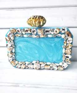 Bolso de mano cuadrado de resina de diseño de lujo, ecológico y artesanal, para mujer, modelo pintado a mano, a la moda, resistente al agua. - Product Image 1
