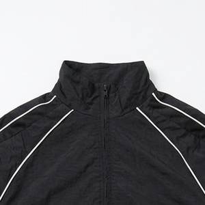 Ensemble coupe-vent en nylon noir pour homme avec empiècements blancs, personnalisable avec logo, séchage rapide, respirant, style vintage, idéal pour l'été – Vente chaude - Product Image 6