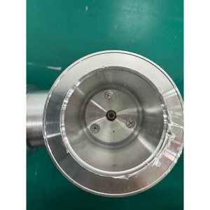 Vanne à soufflet haute pression SMC XLD-40K, utilisée comme pièce détachée pour équipement semi-conducteur d'occasion - Product Image 1