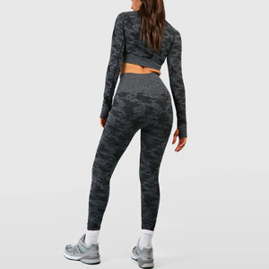 Conjunto de yoga sin costuras de alta calidad para gimnasio, conjunto de yoga de 2 piezas para mujer, ropa deportiva para gimnasio, conjunto de yoga con logo personalizado para mujer - Product Image 3
