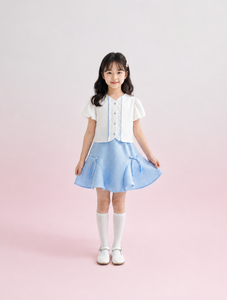 Conjunto de Vestido Seersucker para Niñas con Falda Azul con Lazo y Blusa Blanca, Estilo Dulce, Manga Corta - Product Image 1