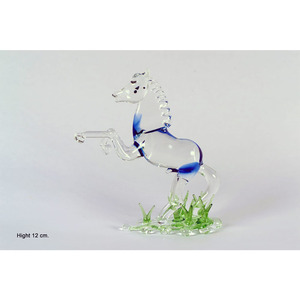 Porte-bougie en verre soufflé à la main en forme de cerf, candélabre décoratif à 3 lumières, sculpture animale, 15 x 13 cm - Product Image 4