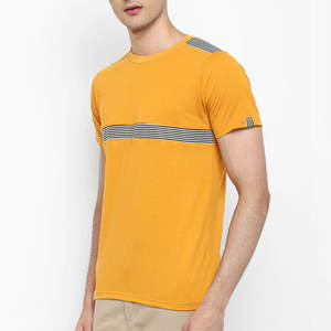 Camiseta Esencial de Verano para Hombre 2026, Nuevo Diseño Minimalista, Corte Regular, 100% Algodón, Estilo Limpio, Precio de Mayoreo de Fábrica - Product Image 2