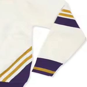 เสื้อสเวตเตอร์คอวีลายทางคุณภาพสูง ใส่โลโก้วิทยาลัยของคุณได้ แขนยาว ถักจากอะคริลิก 100% สำหรับชมรมนักศึกษา - Product Image 5