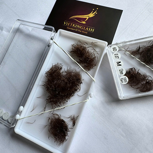 ขนตาปลอม CC Curl ความหนา 0.05 มม. ความยาว 9 มม. ฐานแหลม แบบ Volume Fans จำนวน 1000 พัด คุณภาพสูง - Product Image 3