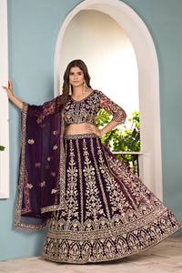 Lehenga Choli Tradicional Intrincadamente Bordado en Tonos Vibrantes, Perfecto para Diwali y Celebraciones Reales - Product Image 3