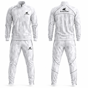 Uniformes de Fútbol Personalizados para Equipos, Manga Corta, Transpirables, 100% Poliéster, Nombre del Jugador Impreso con Transferencia Térmica en la Parte Delantera, Paquete para Equipo - Product Image 5