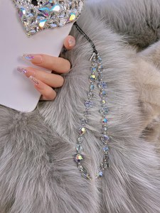 Cadena de Cristal Estrellado con Brillo Holográfico, Correa de Lujo con Efecto Rayo Lunar, Cuentas de Polvo Galáctico Reina de Hielo, Amuleto de Hada Disco y Amuleto de Diamante - Product Image 3