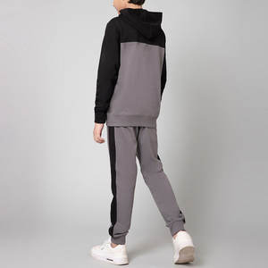 Conjunto de Ropa Deportiva de Terciopelo de Lujo, Suave y Casual, Personalizable, Venta al Por Mayor Internacional Outfitize - Product Image 4