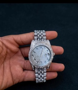 Reloj de pulsera de lujo con diamantes CZ, números arábigos, cuarzo, acero inoxidable, para mujer, para fiestas - Product Image 2