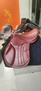 Selle anglaise d'endurance en cuir souple de qualité supérieure avec arceau en bois, selle équestre professionnelle à prix raisonnable - Product Image 4