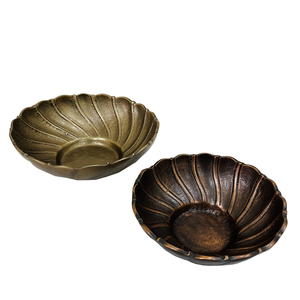 top quality shiny golden finished serving bowl with wavy edge design for wholesale table decoration - Product Image 3