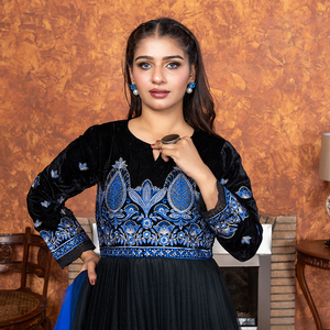 Service OEM ODM – Ensemble 3 pièces brodé à manches longues, qualité supérieure, best-seller : pantalon évasé et ensemble dupatta - Product Image 4