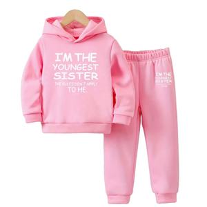 Conjunto de ropa informal para niñas, Sudadera con capucha y pantalones largos con estampado de alfabeto de dibujos animados, forro polar de punto de poliéster, diseño holgado de manga larga para invierno - Product Image 1