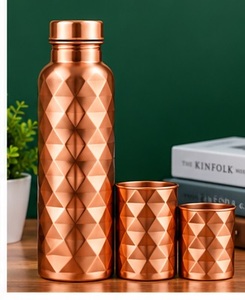 Botella de agua hexagonal de cobre martillado con tapa y juego de 2 tazas, set vintage de 3 piezas. - Product Image 4