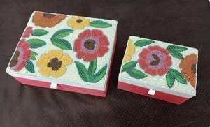 B.H CRAFTS Caja de Joyería Rectangular de Terciopelo Bordada con Cuentas Navideñas, Estuche de Costura Floral de Santa Claus, Regalo de Invierno - Product Image 4