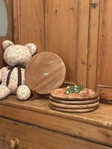 เขียงหั่นอาหารแบบสั่งทำได้ ยี่ห้อ Hs Husnain Crafts รูปทรงสี่เหลี่ยม หนา 1.5 ซม. เป็นมิตรกับสิ่งแวดล้อม ปลอดภัยสำหรับเครื่องล้างจาน - Product Image 3