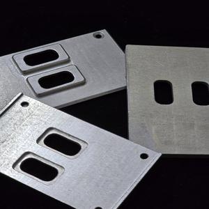 Lames de coupe industrielles en laiton de haute précision, usinées CNC, EDM, personnalisées OEM pour machine de découpe - Product Image 1