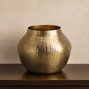 Jarrón moderno de hierro dorado para decoración del hogar y la oficina - Product Image 3