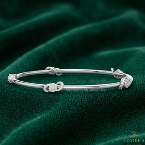 Brazalete Minimalista de Lujo con Racimo de Diamantes para Mujer, Certificado IGI, Chapado en Rodio, Joyería Personalizada, Oro de 9KT/10KT/14KT/18KT - Product Image 1