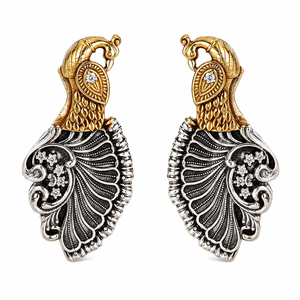 Pendientes colgantes Jhumka bohemios indios con forma de animal, chapados en oro de 18 quilates y circonitas, con engaste de bisel, en plata antigua, disponibles con MOQ para mujer. - Product Image 1