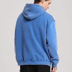 Sudadera con Capucha de Corte Regular Estilo Desgastado para Hombre y Mujer, Logotipo Frontal con Impresión Digital, Mezcla de Algodón Lavado, Estilo Urbano - Product Image 2