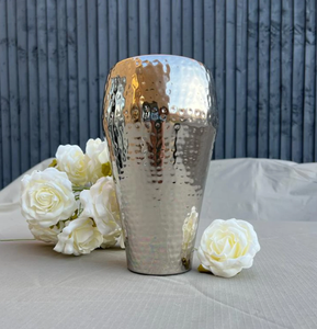 Florero de aluminio hecho a mano con acabado plateado, ligero, ideal para regalos, bodas y decoración del hogar. - Product Image 3