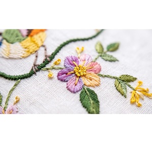 Nouvelle Collection : Robes Décontractées pour Femmes en Soie et Lin Importés du Vietnam, Broderie Artisanale 100% Faite à la Main, Fabrication de Vêtements de Qualité Supérieure - Product Image 3