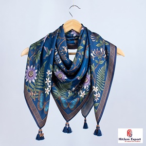 Écharpes carrées pour femmes, légères et douces, accessoires de mode élégants, fabricant OEM ODM, Gran Canaria, tissu personnalisé - Product Image 5