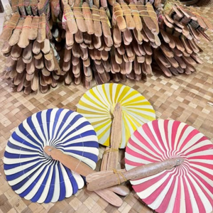 Éventail en bambou tressé du Vietnam, conçu pour les besoins de refroidissement quotidiens et les environnements décoratifs créatifs - Product Image 6