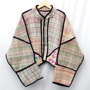 Veste en coton matelassée à col en V de style bohème, faite à la main, de qualité supérieure, écologique, vintage, Kantha, manches longues, hiver, automne, printemps - Product Image 5