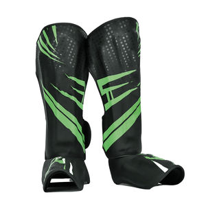 Protector de espinilla de microfibra negro con logo personalizado, económico, para Muay Thai, para protección en kickboxing y boxeo. - Product Image 3