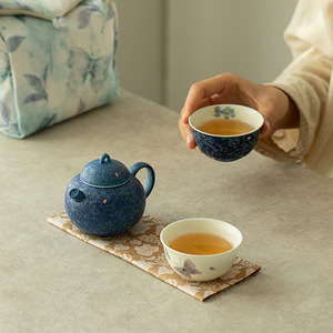 <span class=keywords><strong>Tetera</strong></span> de Cerámica Roja con Detalles Dorados y Filtro de Bola, <span class=keywords><strong>Tetera</strong></span> China para Ceremonia del Té Puer Gong Dao Bei - Product Image 4