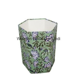 ถังขยะลายดอกไม้พร้อมกระดาษรองเอว ทำจากผ้าฝ้าย เป็นมิตรกับสิ่งแวดล้อม พร้อมอุปกรณ์เสริมไม้สำหรับจัดเก็บ ของตกแต่งบ้านอเนกประสงค์ - Product Image 1