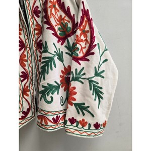 เสื้อแจ็คเก็ตปักลายใบไม้ งานแฮนด์เมด ซูซานี แจ็คเก็ตสั้น มีกระเป๋าข้างสองข้าง สไตล์โบโฮชิค เสื้อแจ็คเก็ตลำลองสำหรับผู้หญิง - Product Image 3