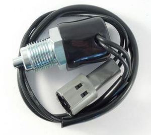 BACK UP <b>LIGHT</b> <b>SWITCH</b> <b>SENSOR</b> Replacement Part for NISSAN UD 520 25310-00Z03 New - Product Image 1