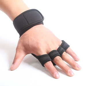 ถุงมือรัดข้อมือนีโอพรีนแบบยูนิเซ็กซ์ สายรัดปรับได้ สำหรับยกน้ำหนัก ออกกำลังกาย ฝึกซ้อม อุปกรณ์เสริมสำหรับการออกกำลังกาย - Product Image 6